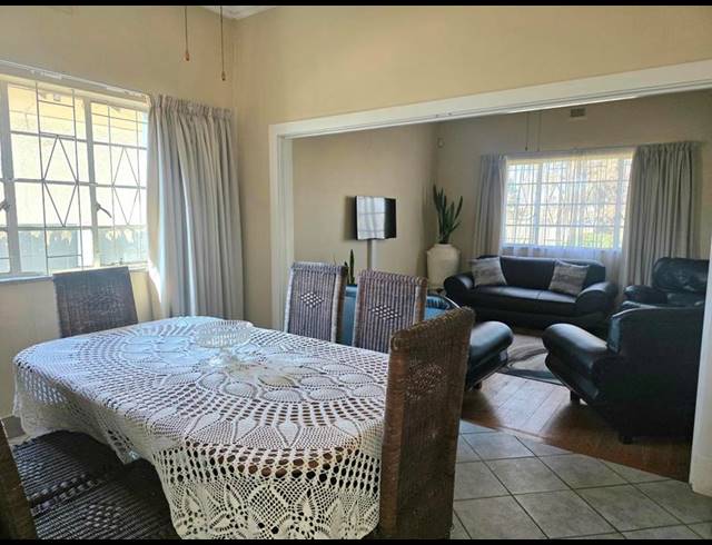 3 BEDROOM HOUSE FOR SALE IN BOKSBURG SOUTH